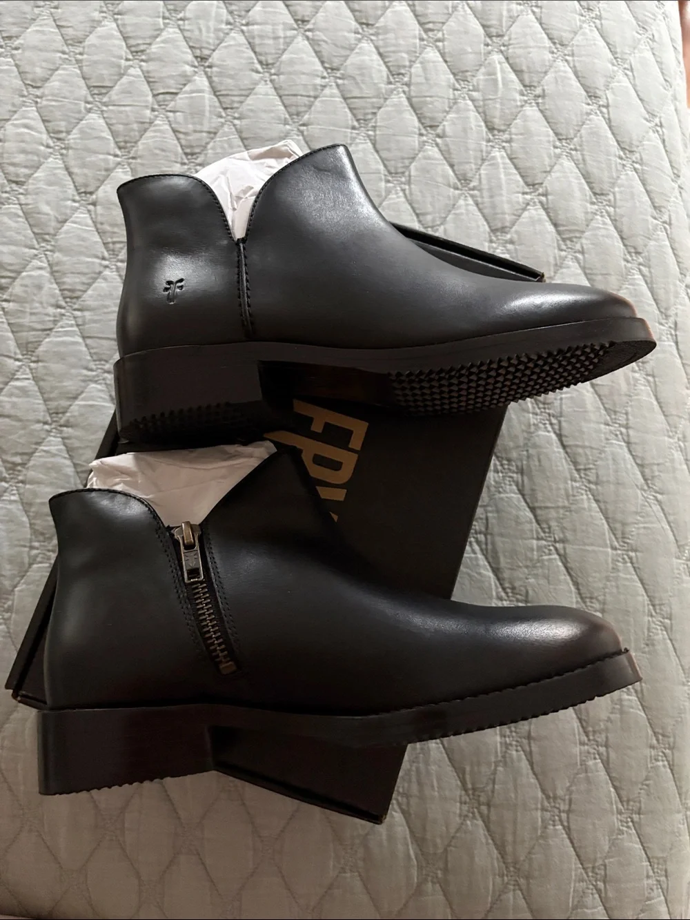 Frye WOMEN MELISSA SHOOTIE Black size 5.5